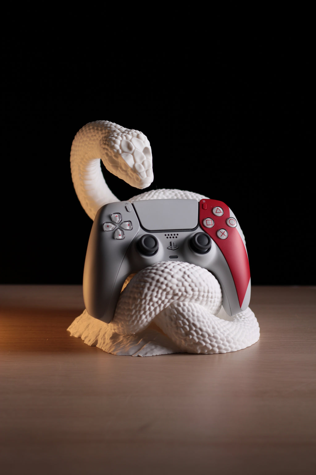 Serpent 3D Printed PS5 controller stand