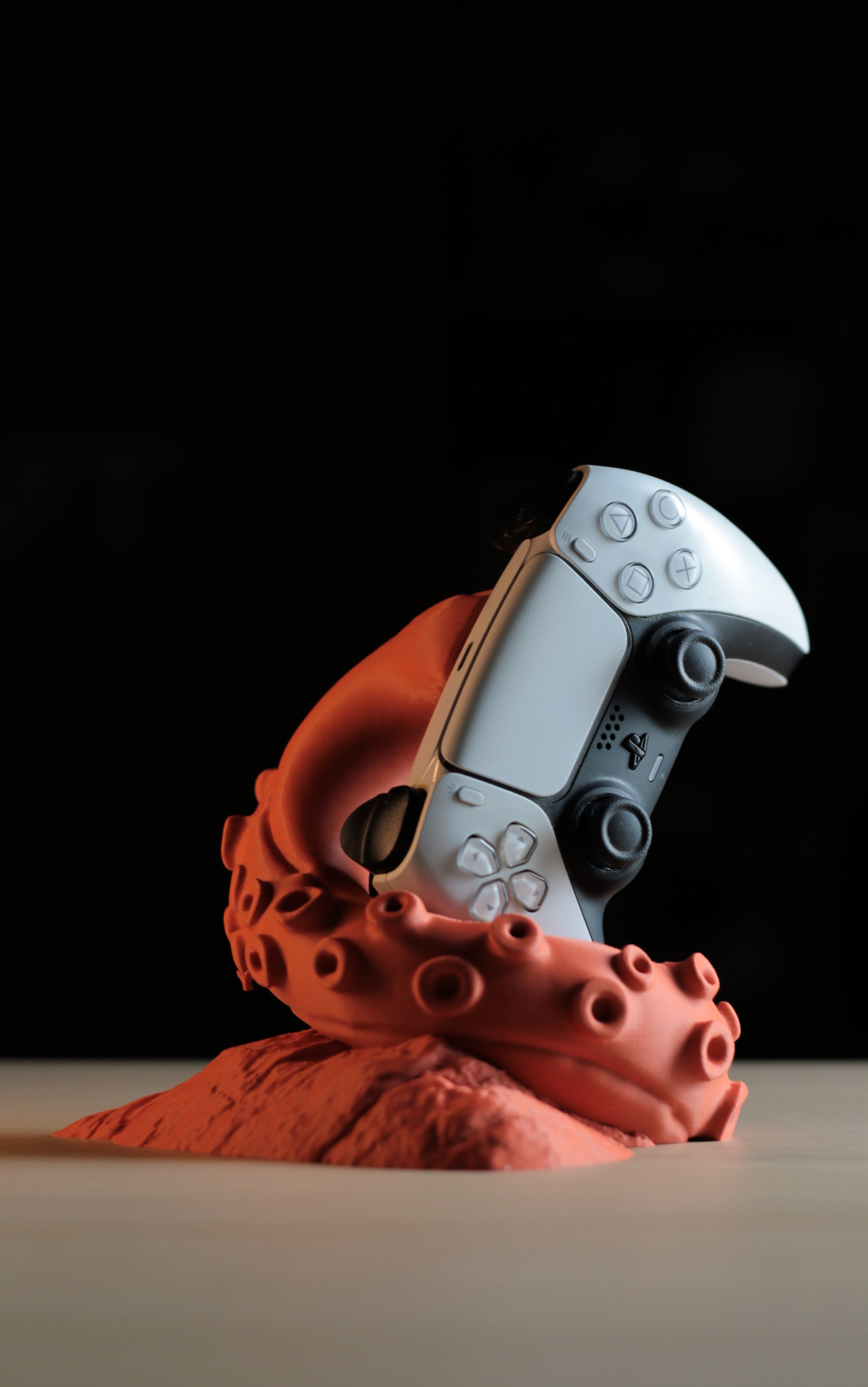 3D Printed Tentacle PS5 controller stand